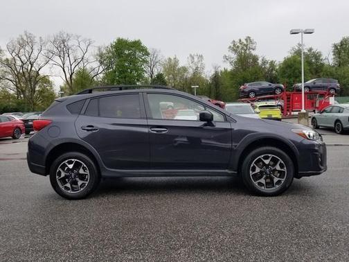 Dark Gray Metallic 2019 Subaru Crosstrek 2.0i Premium