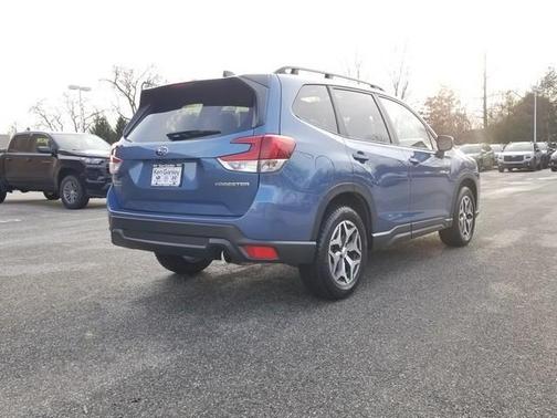 2024 Subaru Forester Premium