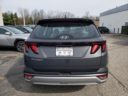 Gray 2026 Hyundai TUCSON SE