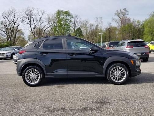 Ultra Black 2021 Hyundai KONA SEL