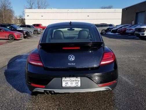 2018 Volkswagen Beetle 2.0T Dune