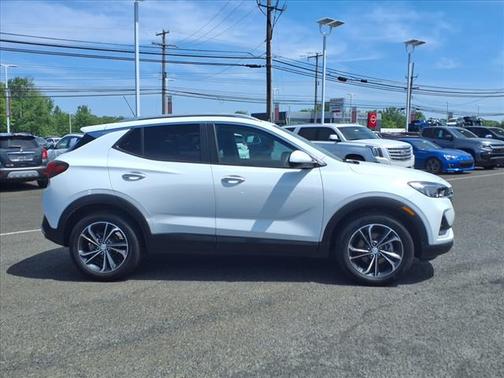 2022 Buick Encore GX Select