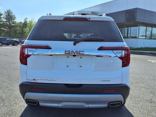 2023 GMC Acadia AWD SLT