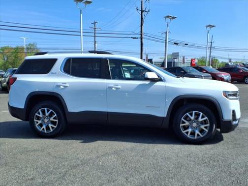 2023 GMC Acadia AWD SLT