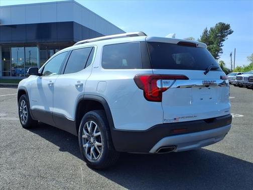 2023 GMC Acadia AWD SLT