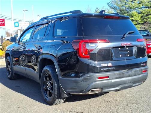 2023 GMC Acadia AWD AT4