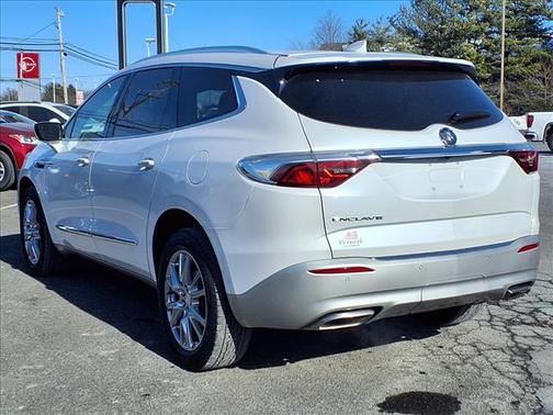 2022 Buick Enclave FWD Essence