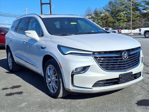 2022 Buick Enclave FWD Essence