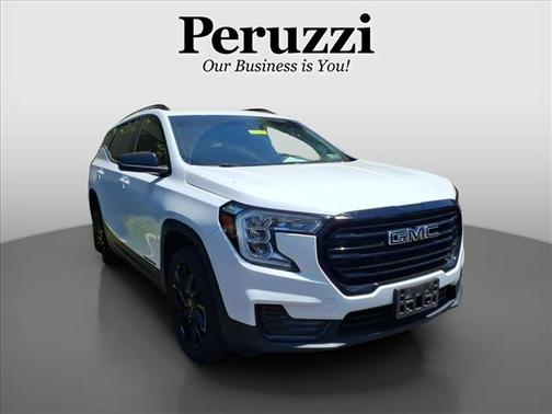 Summit White 2023 GMC Terrain SLE