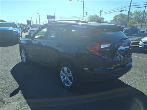 Ebony Twilight Metallic 2022 GMC Terrain SLE