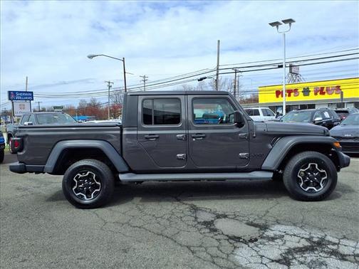 Granite Crystal Metallic Clearcoat 2020 Jeep Gladiator Sport S
