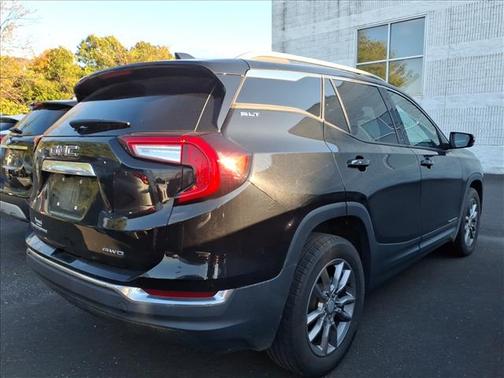 2022 GMC Terrain SLT