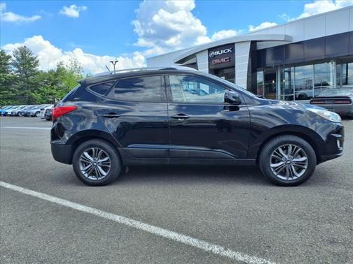2015 Hyundai TUCSON SE