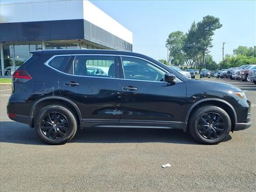 Magnetic Black Pearl 2020 Nissan Rogue S