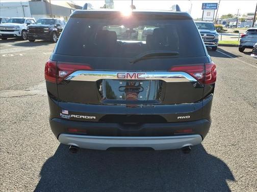 2018 GMC Acadia SLE-2