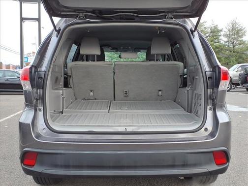 2018 Toyota Highlander LE I4