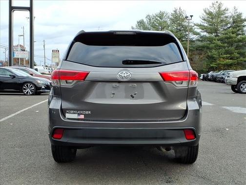 2018 Toyota Highlander LE I4