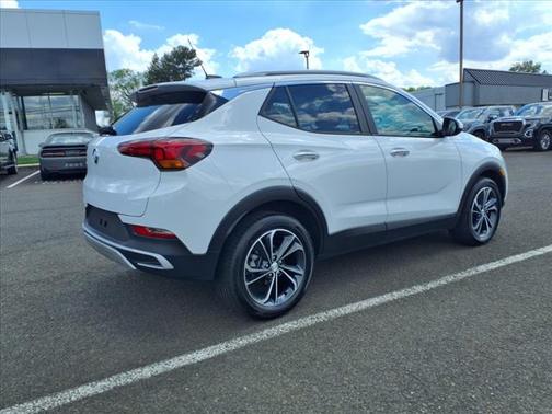 2022 Buick Encore GX Select