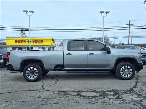 2024 Chevrolet Silverado 2500 Custom