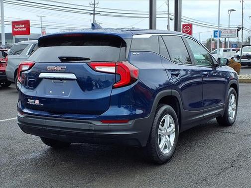 2023 GMC Terrain SLE