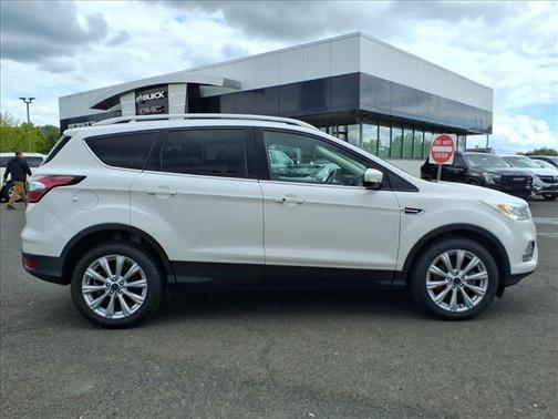 WHITE PLATINUM MET TRI-COAT 2017 Ford Escape Titanium