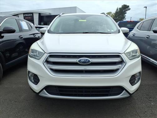 WHITE PLATINUM MET TRI-COAT 2017 Ford Escape Titanium