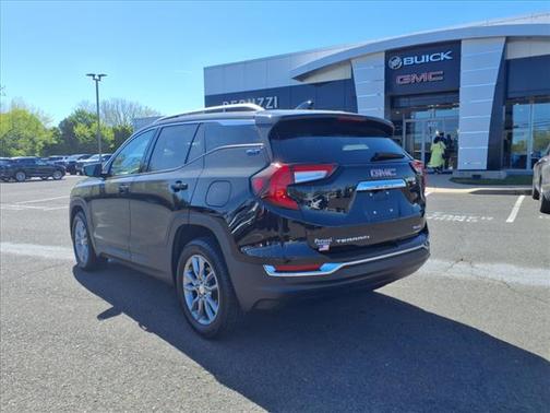 2022 GMC Terrain SLT