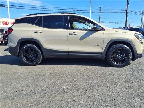 2022 GMC Terrain AWD AT4