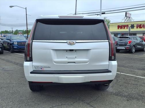 2018 Cadillac Escalade Premium Luxury