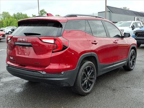 Cayenne Red Tintcoat 2022 GMC Terrain SLE