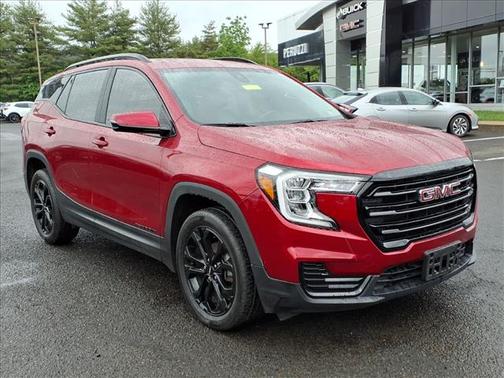 Cayenne Red Tintcoat 2022 GMC Terrain SLE