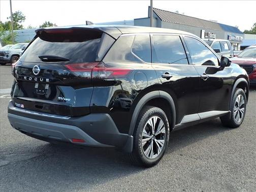 Super Black 2021 Nissan Rogue SV