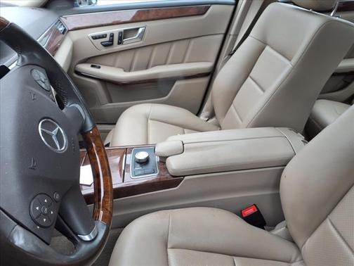 2013 Mercedes-Benz E-Class 4MATIC