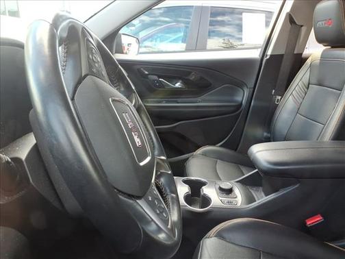 2022 GMC Terrain AWD AT4