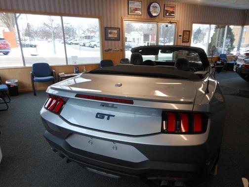 2025 Ford Mustang GT Premium