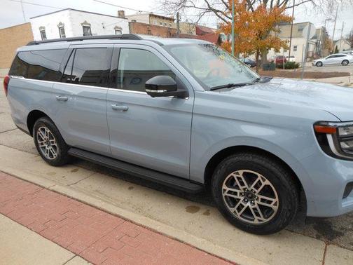 2025 Ford Expedition Max Active 4x4