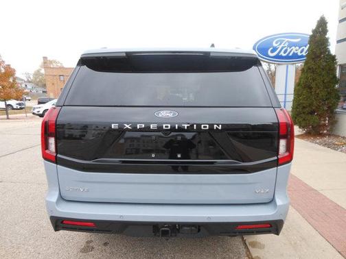 2025 Ford Expedition Max Active 4x4
