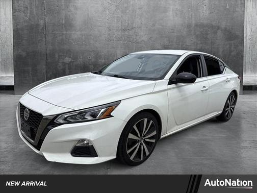 2021 Nissan Altima SR FWD