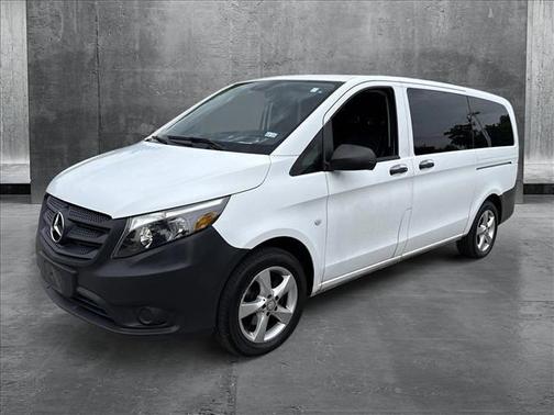 2017 Mercedes-Benz Metris Base
