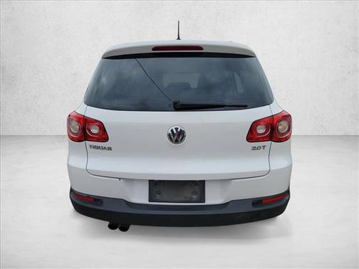 2011 Volkswagen Tiguan SE