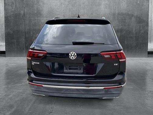 2018 Volkswagen Tiguan 2.0T SE
