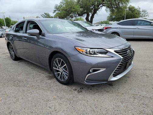 2017 Lexus ES 350 Base