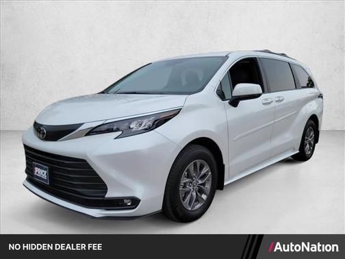 Wind Chill Pearl 2026 Toyota Sienna XLE