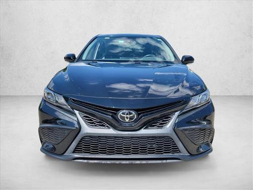 Midnight Black Metallic 2022 Toyota Camry SE