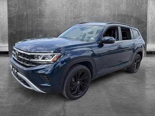 2022 Volkswagen Atlas 3.6L SE w/Technology