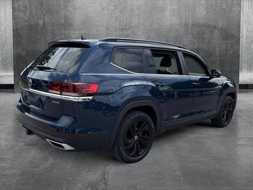 2022 Volkswagen Atlas 3.6L SE w/Technology