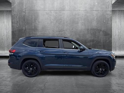 2022 Volkswagen Atlas 3.6L SE w/Technology