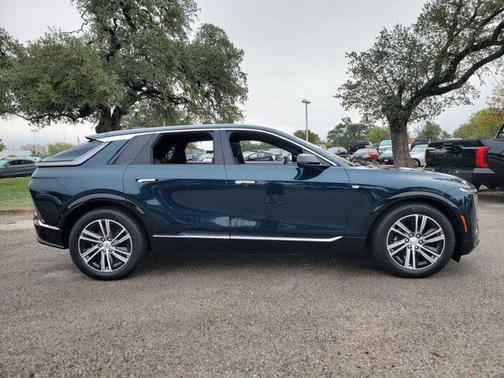 2024 Cadillac LYRIQ Luxury