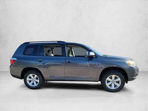 2010 Toyota Highlander SE