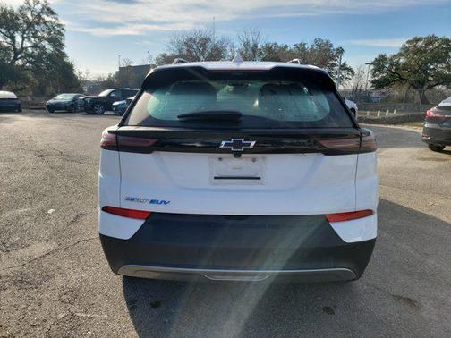 2023 Chevrolet Bolt EUV FWD LT